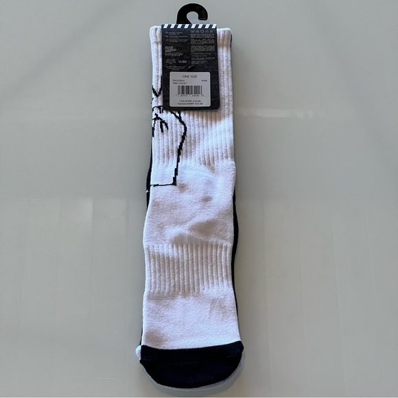 NWT Volcom “Vibes” crew socks. - Picture 5 of 5